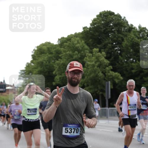 29.06.2025 - hella hamburg halbmarathon Jannik Wohlers http://msf.ph/oto/8140470 29.06.2025 10:43:08 Lombardsbrücke 1023, 1155, 1310, 1400, 1878, 3238, 3390, 4367, 4866, 5214, 5370, 6012, 6096, 6226, 6440, 6931, 6971, 6973, 7197, 7504, 7926, 8135, 8233, 8408, 8504, 9639, 9641, 9831, 10083, 10200, 10202, 10325, 11279, 11969, 12654, 13730, 13748, 14528, 14866, 14890, 15079, 15177, 15187, 15795, 15848, 16358, 16560, 16589, 16901, 16902, 17143, 17210, 18341, 18436, 18497, 19043, 19141 meine-sportfotos.de