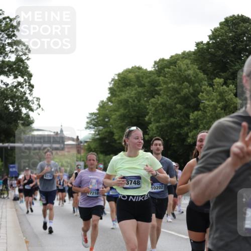 29.06.2025 - hella hamburg halbmarathon Jannik Wohlers http://msf.ph/oto/8140484 29.06.2025 10:43:08 Lombardsbrücke 1023, 1155, 1310, 1400, 1878, 3238, 3390, 4367, 4866, 5214, 5370, 6012, 6096, 6226, 6440, 6931, 6971, 6973, 7197, 7504, 7926, 8135, 8233, 8408, 8504, 9639, 9641, 9831, 10083, 10200, 10202, 10325, 11279, 11969, 12654, 13730, 13748, 14528, 14866, 14890, 15079, 15177, 15187, 15795, 15848, 16358, 16560, 16589, 16901, 16902, 17143, 17210, 18341, 18436, 18497, 19043, 19141 meine-sportfotos.de
