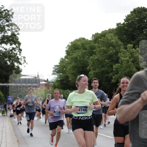 29.06.2025 - hella hamburg halbmarathon Jannik Wohlers http://msf.ph/oto/8140488 29.06.2025 10:43:09 Lombardsbrücke 1023, 1155, 1310, 1400, 1878, 3238, 3390, 4367, 4866, 5214, 5370, 6012, 6096, 6226, 6440, 6931, 6971, 6973, 7197, 7205, 7206, 7504, 7926, 8000, 8135, 8233, 8408, 8504, 9639, 9641, 9831, 10083, 10200, 10202, 10325, 11279, 11969, 12654, 13730, 13748, 14528, 14866, 14890, 15079, 15177, 15187, 15795, 15848, 16358, 16560, 16589, 16901, 16902, 17143, 17210, 18310, 18341, 18436, 18497, 19043, 19141 meine-sportfotos.de