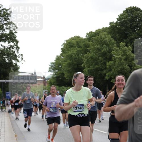 29.06.2025 - hella hamburg halbmarathon Jannik Wohlers http://msf.ph/oto/8140492 29.06.2025 10:43:09 Lombardsbrücke 1023, 1155, 1310, 1400, 1878, 3238, 3390, 4367, 4866, 5214, 5370, 6012, 6096, 6226, 6440, 6931, 6971, 6973, 7197, 7205, 7206, 7504, 7926, 8000, 8135, 8233, 8408, 8504, 9639, 9641, 9831, 10083, 10200, 10202, 10325, 11279, 11969, 12654, 13730, 13748, 14528, 14866, 14890, 15079, 15177, 15187, 15795, 15848, 16358, 16560, 16589, 16901, 16902, 17143, 17210, 18310, 18341, 18436, 18497, 19043, 19141 meine-sportfotos.de