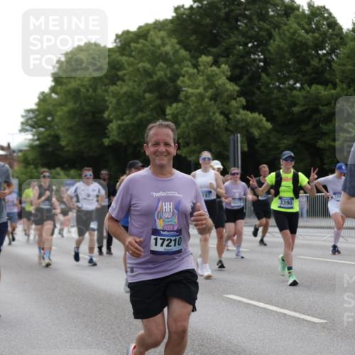 29.06.2025 - hella hamburg halbmarathon Jannik Wohlers http://msf.ph/oto/8140545 29.06.2025 10:43:11 Lombardsbrücke 1023, 1310, 1400, 3390, 4367, 4866, 5192, 5201, 5214, 5370, 6012, 6096, 6226, 6440, 6931, 6971, 6973, 7197, 7205, 7206, 7504, 7926, 8000, 8135, 8233, 8408, 8504, 9639, 9641, 9831, 10083, 10097, 10200, 10202, 10220, 10325, 10799, 11279, 12654, 13705, 13730, 13748, 14528, 14866, 14890, 15079, 15177, 15187, 15795, 15848, 16358, 16560, 16589, 16901, 16902, 17143, 17210, 17501, 18310, 18341, 18436, 18497, 19043, 19141 meine-sportfotos.de