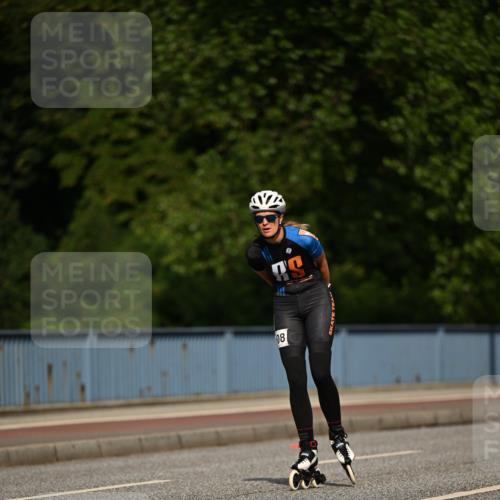 29.06.2025 - hella hamburg halbmarathon Dr. Thomas Lammeyer http://msf.ph/oto/8140549 29.06.2025 08:58:30 Kennedybrücke  meine-sportfotos.de