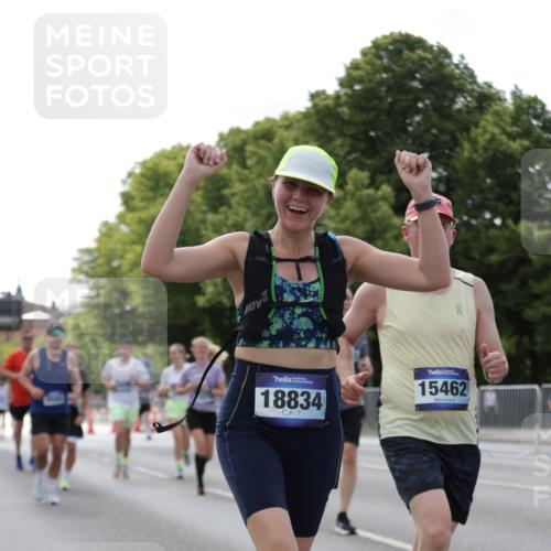 29.06.2025 - hella hamburg halbmarathon Jannik Wohlers http://msf.ph/oto/8140617 29.06.2025 10:05:59 Lombardsbrücke 1245, 1766, 4666, 4868, 5431, 6314, 9361, 9560, 10214, 10297, 10781, 13481, 13863, 15113, 15145, 15462, 15537, 15858, 18042, 18575, 18577, 18910, 18913, 18966 meine-sportfotos.de