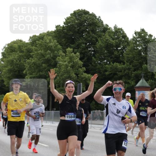 29.06.2025 - hella hamburg halbmarathon Jannik Wohlers http://msf.ph/oto/8140647 29.06.2025 10:43:15 Lombardsbrücke 1023, 1310, 1400, 2733, 3390, 3597, 4866, 5192, 5201, 5214, 5370, 6012, 6036, 6096, 6226, 6334, 6931, 6971, 6973, 7197, 7205, 7206, 7489, 7504, 7926, 8000, 8058, 8233, 8504, 9704, 9831, 10083, 10097, 10200, 10202, 10220, 10285, 10325, 10553, 10799, 12518, 12654, 13371, 13705, 13730, 13748, 14866, 14890, 15079, 15177, 15187, 15448, 15795, 15848, 16298, 16560, 16589, 16901, 16902, 17143, 17210, 17501, 18310, 18318, 18341, 18436 meine-sportfotos.de
