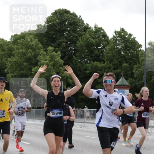 29.06.2025 - hella hamburg halbmarathon Jannik Wohlers http://msf.ph/oto/8140666 29.06.2025 10:43:16 Lombardsbrücke 1023, 1310, 1400, 2733, 3390, 3597, 4866, 5192, 5201, 5214, 5370, 6036, 6096, 6226, 6334, 6931, 6971, 6973, 7197, 7205, 7206, 7489, 7504, 8000, 8058, 8233, 8504, 9704, 9831, 10083, 10097, 10200, 10202, 10220, 10285, 10325, 10553, 10799, 12518, 12654, 13371, 13705, 13730, 13748, 14866, 15079, 15177, 15187, 15448, 15795, 15848, 16298, 16560, 16589, 16901, 16902, 17143, 17210, 17501, 18080, 18310, 18318, 18341, 18436 meine-sportfotos.de