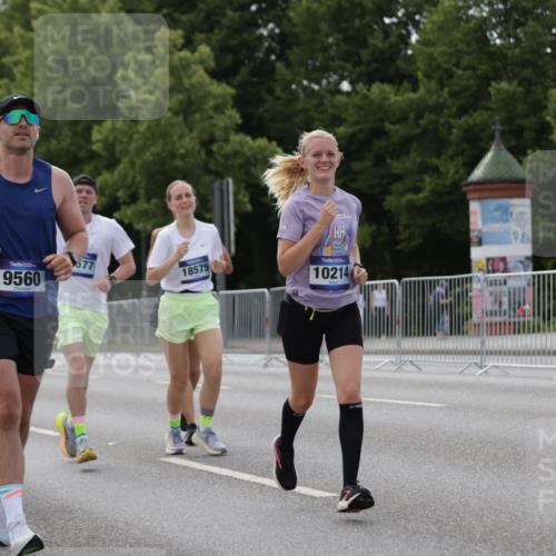 29.06.2025 - hella hamburg halbmarathon Jannik Wohlers http://msf.ph/oto/8140667 29.06.2025 10:06:02 Lombardsbrücke 1245, 1766, 4666, 4868, 5431, 6314, 6664, 9560, 10214, 10297, 10736, 13863, 15113, 15145, 15462, 15537, 15858, 17059, 18042, 18575, 18577, 18910, 18913 meine-sportfotos.de