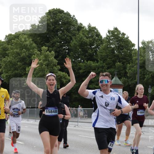 29.06.2025 - hella hamburg halbmarathon Jannik Wohlers http://msf.ph/oto/8140673 29.06.2025 10:43:16 Lombardsbrücke 1023, 1310, 1400, 2733, 3390, 3597, 4866, 5192, 5201, 5214, 5370, 6036, 6096, 6226, 6334, 6931, 6971, 6973, 7197, 7205, 7206, 7489, 7504, 8000, 8058, 8233, 8504, 9704, 9831, 10083, 10097, 10200, 10202, 10220, 10285, 10325, 10553, 10799, 12518, 12654, 13371, 13705, 13730, 13748, 14866, 15079, 15177, 15187, 15448, 15795, 15848, 16298, 16560, 16589, 16901, 16902, 17143, 17210, 17501, 18080, 18310, 18318, 18341, 18436 meine-sportfotos.de