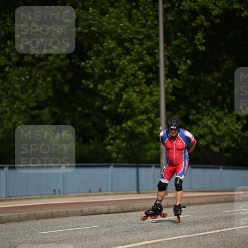 29.06.2025 - hella hamburg halbmarathon Dr. Thomas Lammeyer http://msf.ph/oto/8140701 29.06.2025 08:59:20 Kennedybrücke  meine-sportfotos.de