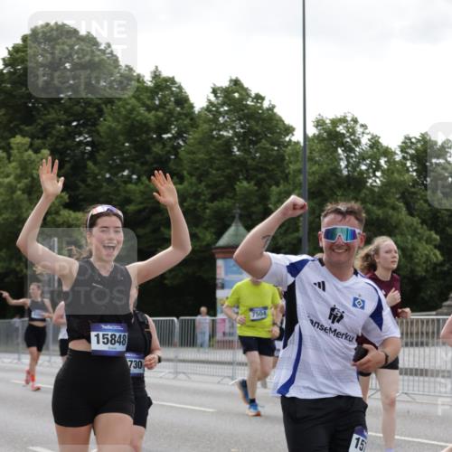 29.06.2025 - hella hamburg halbmarathon Jannik Wohlers http://msf.ph/oto/8140718 29.06.2025 10:43:16 Lombardsbrücke 1023, 1310, 1400, 2733, 3390, 3597, 4866, 5192, 5201, 5214, 5370, 6036, 6096, 6226, 6334, 6931, 6971, 6973, 7197, 7205, 7206, 7489, 7504, 8000, 8058, 8233, 8504, 9704, 9831, 10083, 10097, 10200, 10202, 10220, 10285, 10325, 10553, 10799, 12518, 12654, 13371, 13705, 13730, 13748, 14866, 15079, 15177, 15187, 15448, 15795, 15848, 16298, 16560, 16589, 16901, 16902, 17143, 17210, 17501, 18080, 18310, 18318, 18341, 18436 meine-sportfotos.de