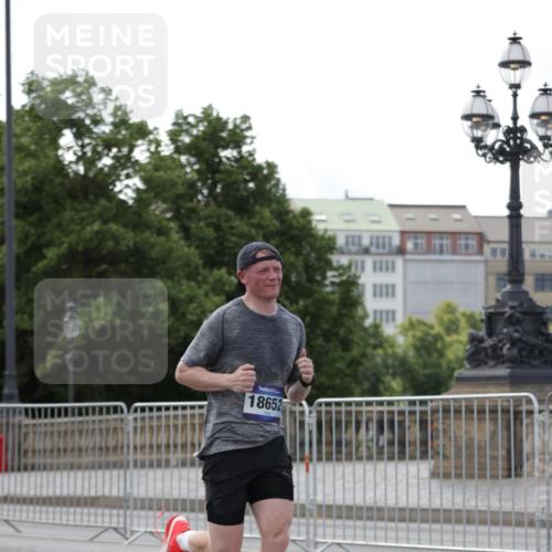 29.06.2025 - hella hamburg halbmarathon Jannik Wohlers http://msf.ph/oto/8140757 29.06.2025 10:06:07 Lombardsbrücke 1245, 1766, 4666, 5807, 5951, 6664, 9560, 10214, 10297, 10736, 10886, 12371, 13475, 13863, 14607, 15113, 15377, 15462, 15858, 16933, 17059, 18042, 18575, 18577, 18652, 18910, 18913 meine-sportfotos.de
