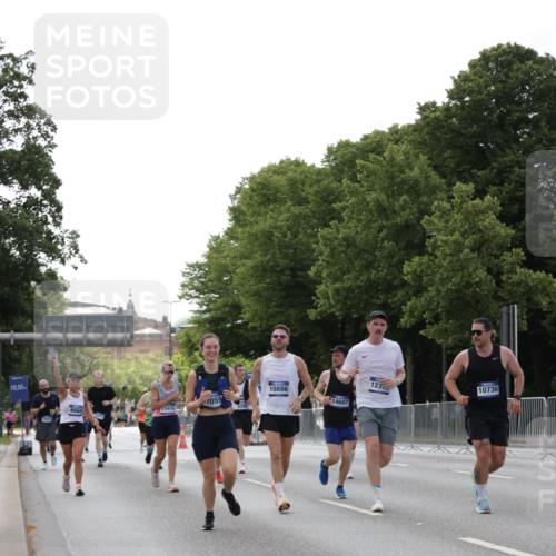 29.06.2025 - hella hamburg halbmarathon Jannik Wohlers http://msf.ph/oto/8140771 29.06.2025 10:06:09 Lombardsbrücke 1245, 1766, 4666, 5807, 5951, 6664, 8290, 9560, 10214, 10297, 10736, 10886, 12371, 13475, 14607, 15377, 15462, 15858, 16933, 17059, 18042, 18575, 18577, 18652, 18828, 18910, 18913 meine-sportfotos.de