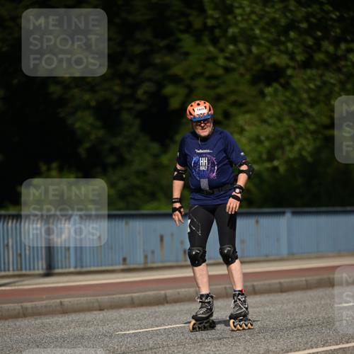 29.06.2025 - hella hamburg halbmarathon Dr. Thomas Lammeyer http://msf.ph/oto/8140842 29.06.2025 09:06:36 Kennedybrücke  meine-sportfotos.de
