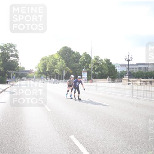 29.06.2025 - hella hamburg halbmarathon Jannik Wohlers http://msf.ph/oto/8140901 29.06.2025 09:06:16 Lombardsbrücke  meine-sportfotos.de