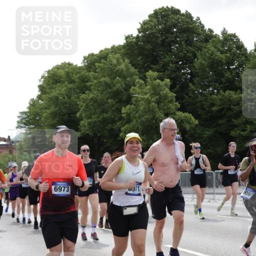29.06.2025 - hella hamburg halbmarathon Jannik Wohlers http://msf.ph/oto/8140903 29.06.2025 10:43:21 Lombardsbrücke 1023, 1026, 1310, 1400, 2073, 2733, 3288, 3390, 3597, 4866, 5192, 5201, 5214, 5293, 5890, 6036, 6226, 6334, 6971, 6973, 7197, 7205, 7206, 7489, 7504, 8000, 8058, 8504, 9704, 9831, 10097, 10220, 10285, 10325, 10553, 10799, 12518, 12520, 12792, 13371, 13705, 13730, 13777, 14866, 15079, 15177, 15285, 15294, 15448, 15795, 15848, 16298, 16589, 16901, 16902, 17501, 18080, 18310, 18318, 18341, 18436 meine-sportfotos.de