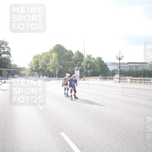 29.06.2025 - hella hamburg halbmarathon Jannik Wohlers http://msf.ph/oto/8140917 29.06.2025 09:06:17 Lombardsbrücke  meine-sportfotos.de