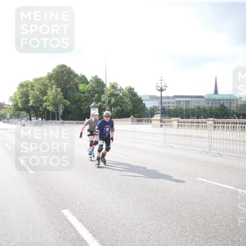 29.06.2025 - hella hamburg halbmarathon Jannik Wohlers http://msf.ph/oto/8140968 29.06.2025 09:06:17 Lombardsbrücke  meine-sportfotos.de