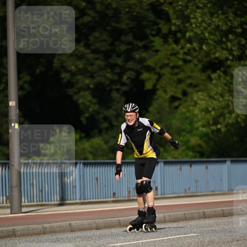 29.06.2025 - hella hamburg halbmarathon Dr. Thomas Lammeyer http://msf.ph/oto/8141114 29.06.2025 09:06:56 Kennedybrücke  meine-sportfotos.de