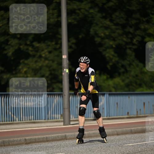 29.06.2025 - hella hamburg halbmarathon Dr. Thomas Lammeyer http://msf.ph/oto/8141146 29.06.2025 09:06:57 Kennedybrücke  meine-sportfotos.de