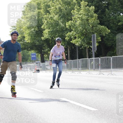 29.06.2025 - hella hamburg halbmarathon Jannik Wohlers http://msf.ph/oto/8141290 29.06.2025 09:04:49 Lombardsbrücke  meine-sportfotos.de