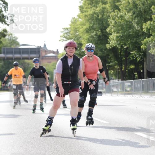 29.06.2025 - hella hamburg halbmarathon Jannik Wohlers http://msf.ph/oto/8141419 29.06.2025 09:04:56 Lombardsbrücke  meine-sportfotos.de