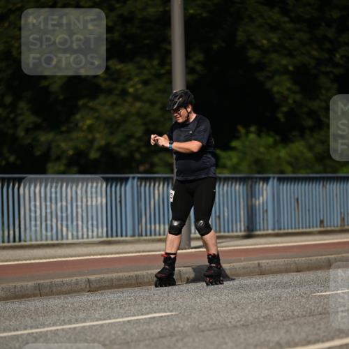 29.06.2025 - hella hamburg halbmarathon Dr. Thomas Lammeyer http://msf.ph/oto/8141546 29.06.2025 09:07:36 Kennedybrücke  meine-sportfotos.de