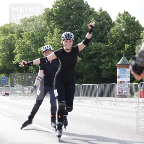 29.06.2025 - hella hamburg halbmarathon Jannik Wohlers http://msf.ph/oto/8141575 29.06.2025 09:05:02 Lombardsbrücke  meine-sportfotos.de