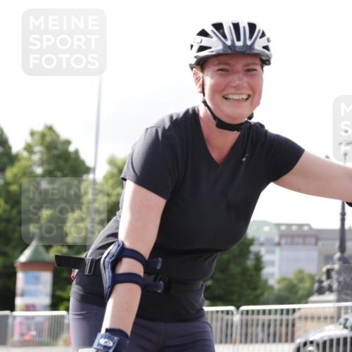 29.06.2025 - hella hamburg halbmarathon Jannik Wohlers http://msf.ph/oto/8141614 29.06.2025 09:05:03 Lombardsbrücke  meine-sportfotos.de
