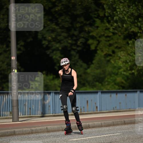 29.06.2025 - hella hamburg halbmarathon Dr. Thomas Lammeyer http://msf.ph/oto/8141680 29.06.2025 09:07:44 Kennedybrücke  meine-sportfotos.de