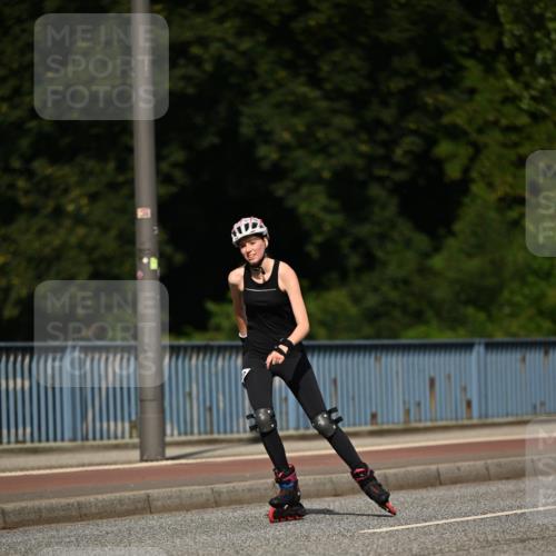 29.06.2025 - hella hamburg halbmarathon Dr. Thomas Lammeyer http://msf.ph/oto/8141687 29.06.2025 09:07:45 Kennedybrücke  meine-sportfotos.de