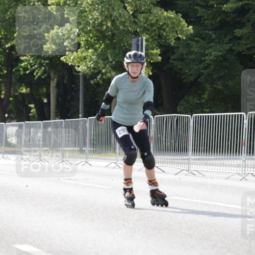29.06.2025 - hella hamburg halbmarathon Jannik Wohlers http://msf.ph/oto/8141764 29.06.2025 09:05:20 Lombardsbrücke  meine-sportfotos.de