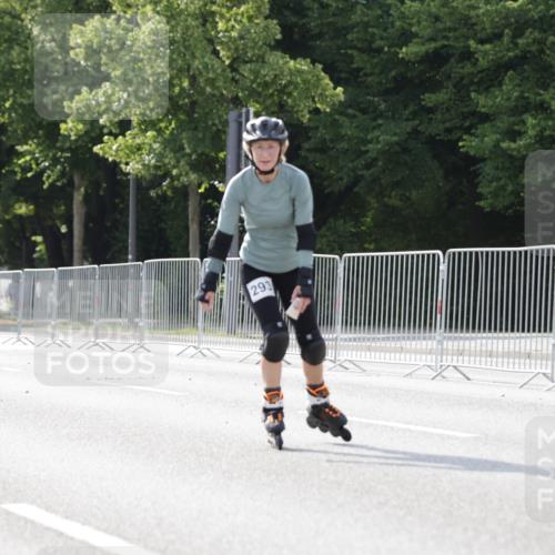 29.06.2025 - hella hamburg halbmarathon Jannik Wohlers http://msf.ph/oto/8141793 29.06.2025 09:05:20 Lombardsbrücke  meine-sportfotos.de