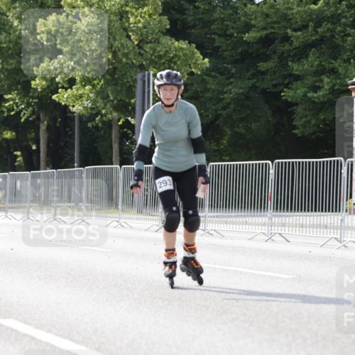 29.06.2025 - hella hamburg halbmarathon Jannik Wohlers http://msf.ph/oto/8141803 29.06.2025 09:05:20 Lombardsbrücke  meine-sportfotos.de