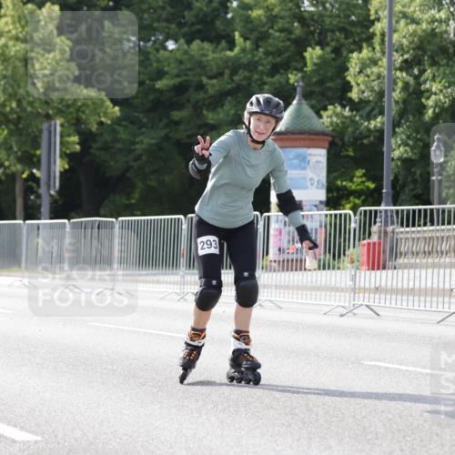 29.06.2025 - hella hamburg halbmarathon Jannik Wohlers http://msf.ph/oto/8141824 29.06.2025 09:05:21 Lombardsbrücke  meine-sportfotos.de