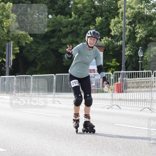 29.06.2025 - hella hamburg halbmarathon Jannik Wohlers http://msf.ph/oto/8141834 29.06.2025 09:05:21 Lombardsbrücke  meine-sportfotos.de