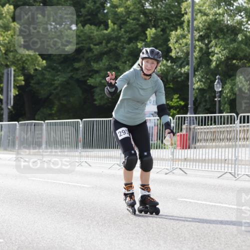 29.06.2025 - hella hamburg halbmarathon Jannik Wohlers http://msf.ph/oto/8141840 29.06.2025 09:05:21 Lombardsbrücke  meine-sportfotos.de