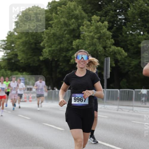 29.06.2025 - hella hamburg halbmarathon Jannik Wohlers http://msf.ph/oto/8141855 29.06.2025 10:07:05 Lombardsbrücke 1893, 2032, 2136, 3922, 4502, 4550, 5242, 6196, 6517, 6518, 6707, 6713, 6715, 7019, 9338, 9967, 10700, 15051, 15673, 17062, 18218, 18721 meine-sportfotos.de