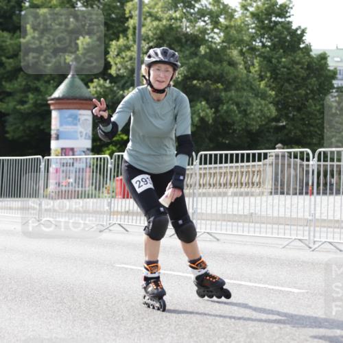 29.06.2025 - hella hamburg halbmarathon Jannik Wohlers http://msf.ph/oto/8141887 29.06.2025 09:05:21 Lombardsbrücke  meine-sportfotos.de