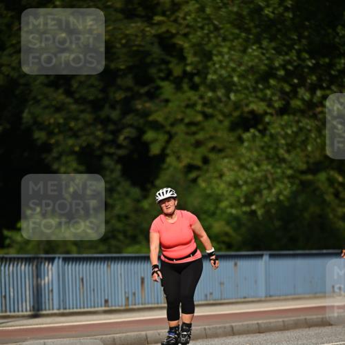 29.06.2025 - hella hamburg halbmarathon Dr. Thomas Lammeyer http://msf.ph/oto/8141902 29.06.2025 09:07:55 Kennedybrücke  meine-sportfotos.de