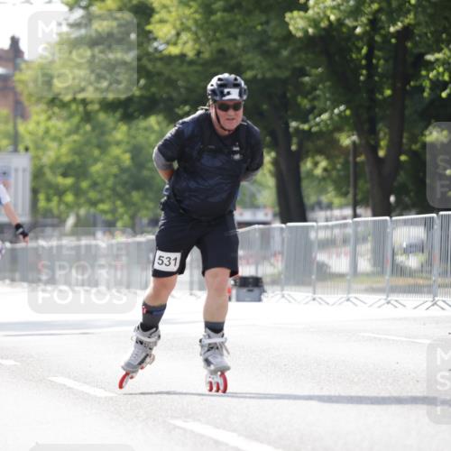 29.06.2025 - hella hamburg halbmarathon Jannik Wohlers http://msf.ph/oto/8141909 29.06.2025 09:05:23 Lombardsbrücke  meine-sportfotos.de