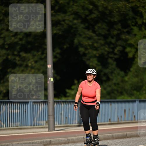 29.06.2025 - hella hamburg halbmarathon Dr. Thomas Lammeyer http://msf.ph/oto/8141923 29.06.2025 09:07:56 Kennedybrücke  meine-sportfotos.de