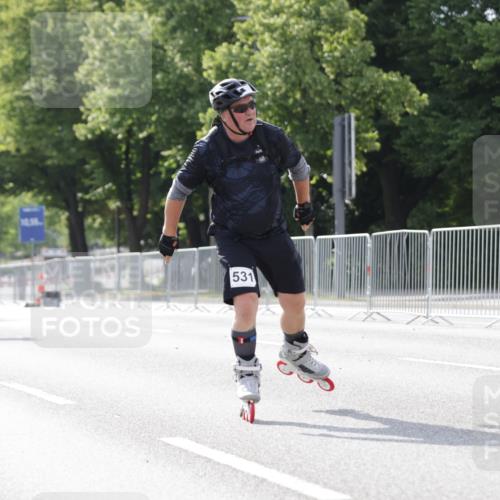 29.06.2025 - hella hamburg halbmarathon Jannik Wohlers http://msf.ph/oto/8141951 29.06.2025 09:05:25 Lombardsbrücke  meine-sportfotos.de