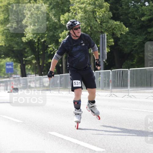 29.06.2025 - hella hamburg halbmarathon Jannik Wohlers http://msf.ph/oto/8141960 29.06.2025 09:05:26 Lombardsbrücke  meine-sportfotos.de
