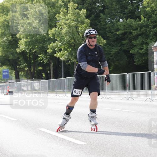 29.06.2025 - hella hamburg halbmarathon Jannik Wohlers http://msf.ph/oto/8141994 29.06.2025 09:05:26 Lombardsbrücke  meine-sportfotos.de