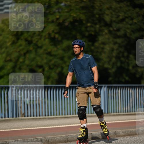 29.06.2025 - hella hamburg halbmarathon Dr. Thomas Lammeyer http://msf.ph/oto/8142005 29.06.2025 09:07:58 Kennedybrücke  meine-sportfotos.de