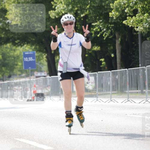 29.06.2025 - hella hamburg halbmarathon Jannik Wohlers http://msf.ph/oto/8142085 29.06.2025 09:05:28 Lombardsbrücke  meine-sportfotos.de