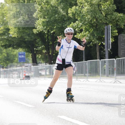29.06.2025 - hella hamburg halbmarathon Jannik Wohlers http://msf.ph/oto/8142105 29.06.2025 09:05:29 Lombardsbrücke  meine-sportfotos.de