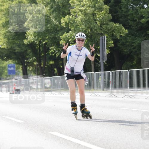 29.06.2025 - hella hamburg halbmarathon Jannik Wohlers http://msf.ph/oto/8142138 29.06.2025 09:05:29 Lombardsbrücke  meine-sportfotos.de