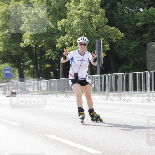 29.06.2025 - hella hamburg halbmarathon Jannik Wohlers http://msf.ph/oto/8142152 29.06.2025 09:05:29 Lombardsbrücke  meine-sportfotos.de