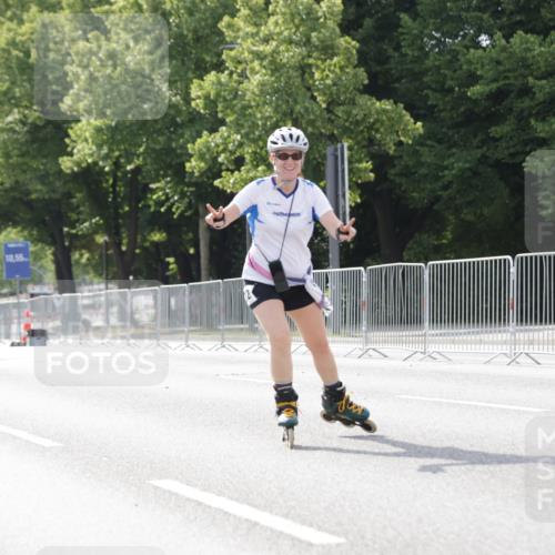 29.06.2025 - hella hamburg halbmarathon Jannik Wohlers http://msf.ph/oto/8142160 29.06.2025 09:05:29 Lombardsbrücke  meine-sportfotos.de