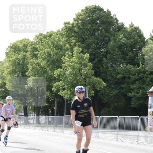 29.06.2025 - hella hamburg halbmarathon Jannik Wohlers http://msf.ph/oto/8142254 29.06.2025 09:05:44 Lombardsbrücke  meine-sportfotos.de